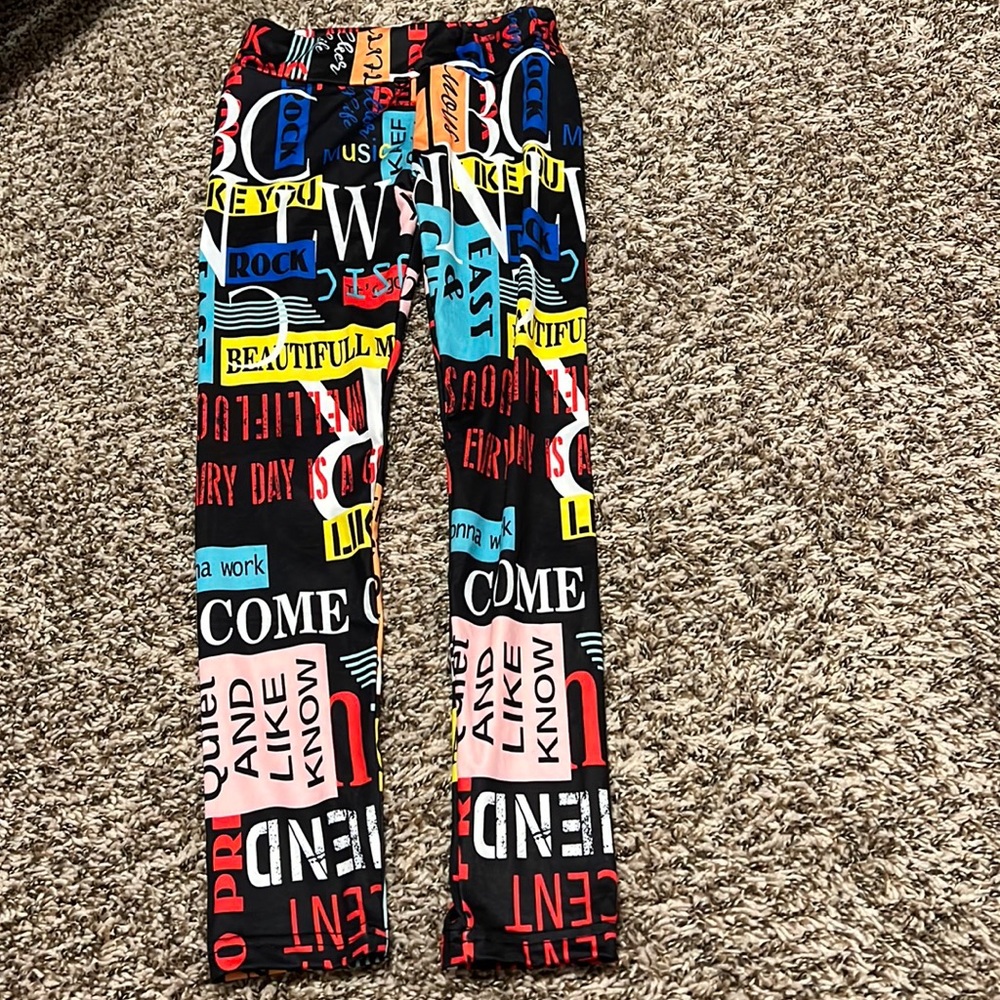 Multicolor Graphic Wide Waistband Leggings. Size 10. Brand new